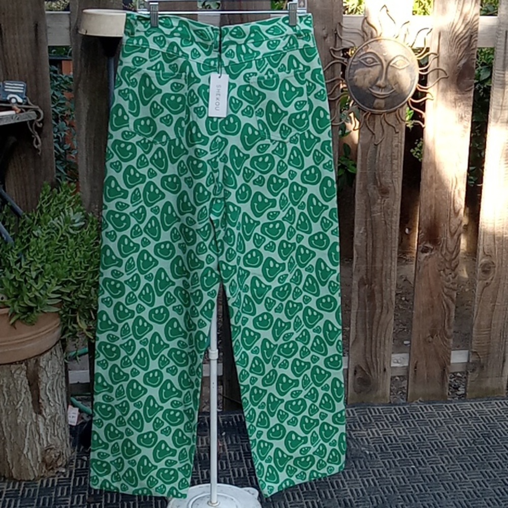 Woman's fun jeans new with tags size 2x - large avocado green and dark green